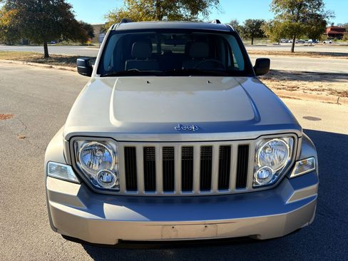 Used 2010 Jeep Liberty Sport w/ Popular Equipment Group image 38