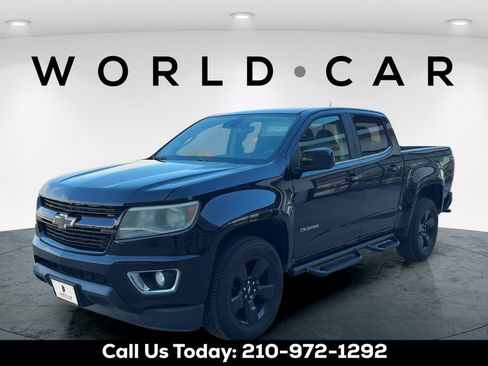 Used 2017 Chevrolet Colorado LT w/ Midnight Edition RWD image 3