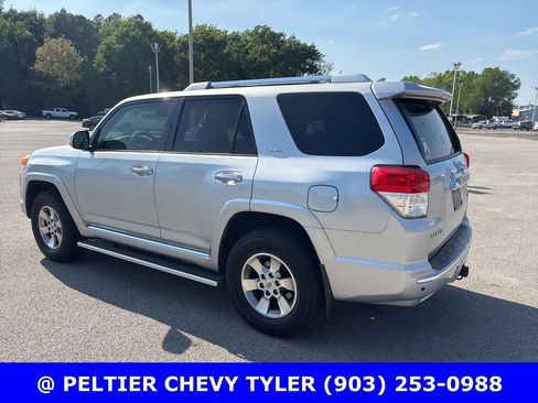 Used 2012 Toyota 4Runner SR5 image 5