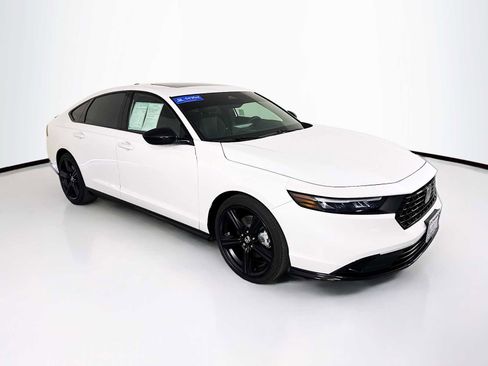 Certified 2025 Honda Accord Sport image 1