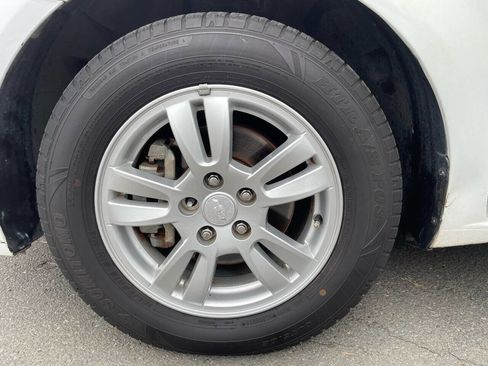 Used 2016 Chevrolet Sonic LT image 27