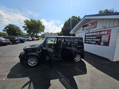 Used 2006 Scion xB FWD image 24