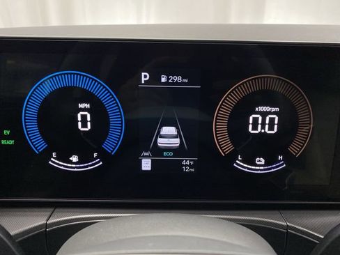 New 2026 Hyundai Santa Fe SE image 16