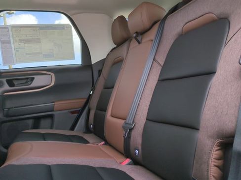 New 2026 Ford Bronco Sport Outer Banks w/ Sasquatch Outer Banks Package AWD/4WD image 14