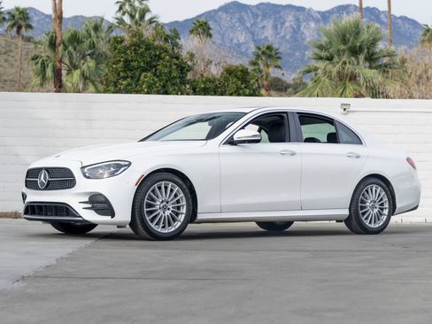 Used 2022 Mercedes-Benz E 350 Sedan image 1