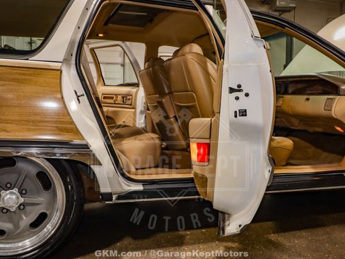 Used 1992 Buick Roadmaster Estate image 69