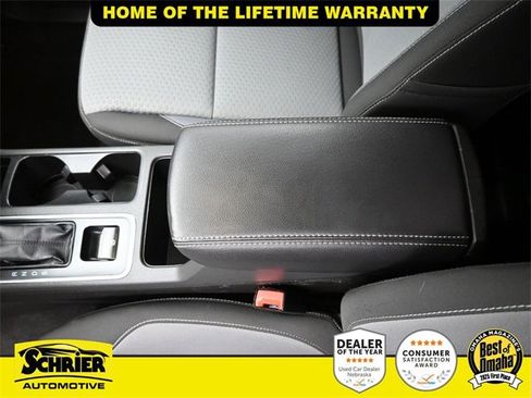 Used 2017 Ford Escape SE w/ Equipment Group 201A image 28