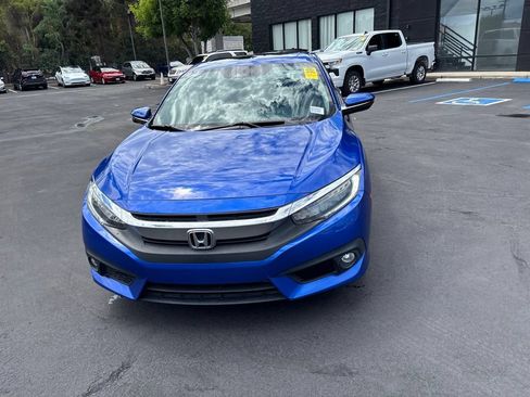 Used 2016 Honda Civic Touring image 9