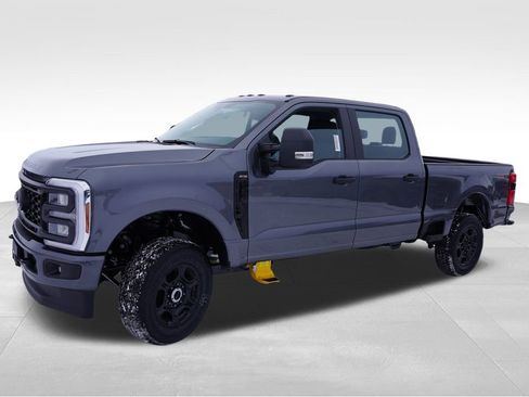New 2026 Ford F250 XL w/ STX Appearance Package AWD/4WD image 7