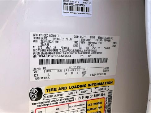 Used 2019 Ford Expedition Limited w/ Equipment Group 302A RWD image 35