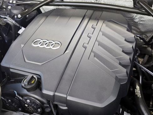 Used 2023 Audi Q5 2.0T Premium Plus w/ Premium Plus Package AWD/4WD image 11