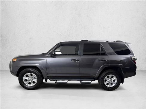 Used 2022 Toyota 4Runner SR5 RWD image 6