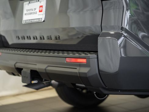 New 2026 Toyota 4Runner SR5 RWD image 7