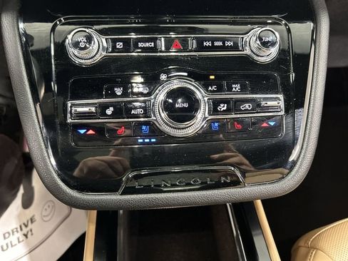 Used 2022 Lincoln Corsair Reserve w/ Elements Package AWD/4WD image 17