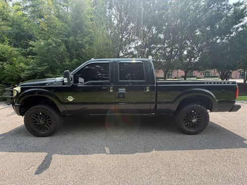 Used 2013 Ford F250 Platinum w/ FX4 Off Road Pkg AWD/4WD image 7