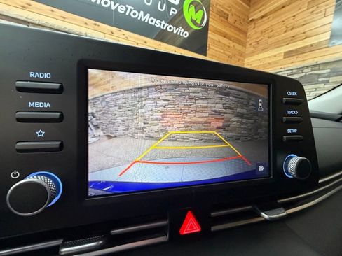 Certified 2023 Hyundai Elantra SEL FWD image 21