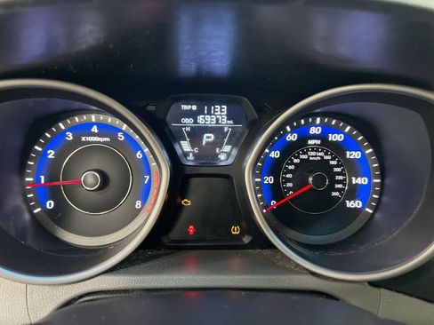 Used 2012 Hyundai Elantra GLS w/ Preferred Pkg 3 FWD image 12