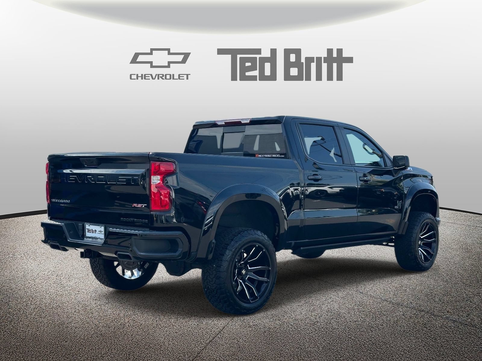 Certified 2023 Chevrolet Silverado 1500 RST AWD/4WD image 4