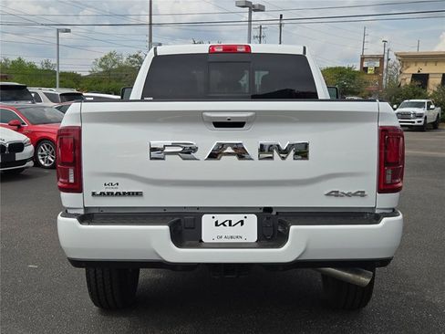 Used 2026 RAM 2500 Laramie AWD/4WD image 16