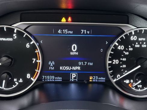 Used 2023 Nissan Altima 2.5 SV FWD image 12