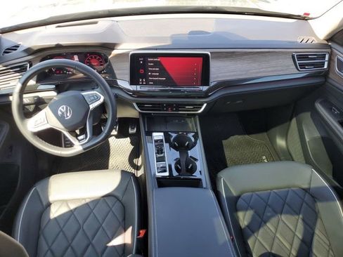 Certified 2025 Volkswagen Atlas SEL Premium R-Line image 15