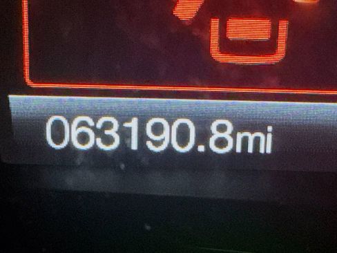 Used 2021 Ford Edge ST image 12