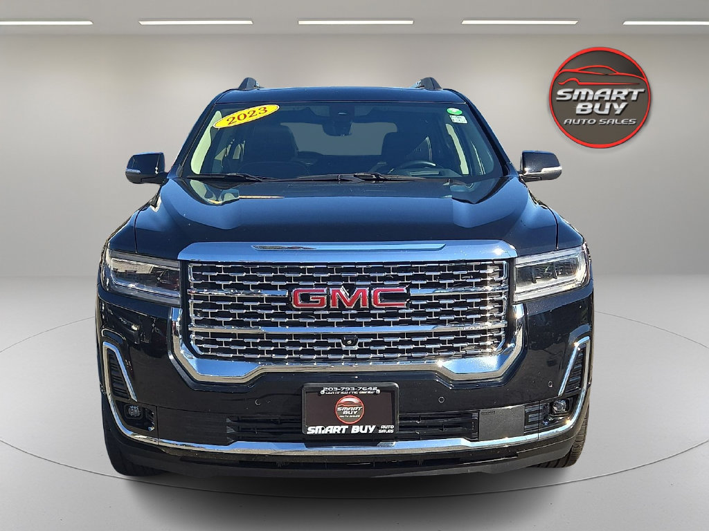 Used 2023 GMC Acadia Denali w/ Denali Ultimate Package AWD/4WD image 3