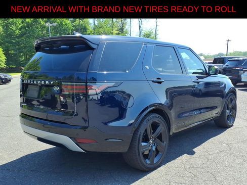 Used 2023 Land Rover Discovery Metropolitan Edition AWD/4WD image 6