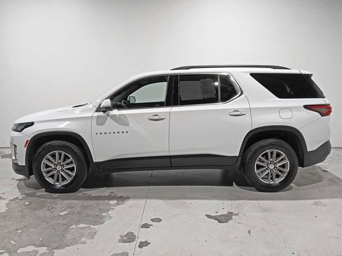 Used 2023 Chevrolet Traverse LT FWD image 4