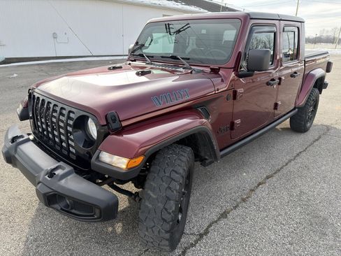 Used 2021 Jeep Gladiator Willys image 8