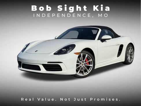 Used 2019 Porsche 718 Boxster Base image 1