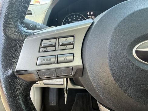 Used 2011 Subaru Legacy 2.5i Limited AWD/4WD image 26