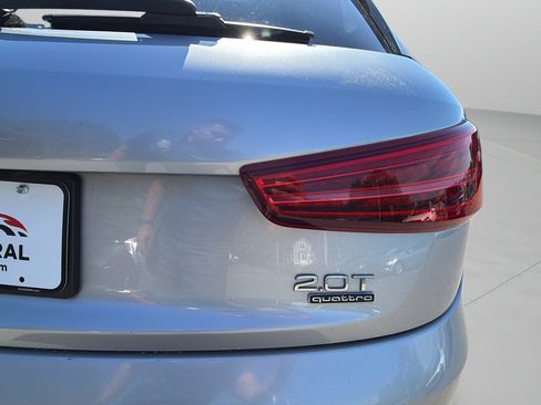 Used 2018 Audi Q3 2.0T Premium AWD/4WD image 38