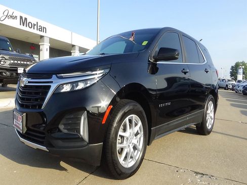 Used 2022 Chevrolet Equinox LT FWD image 2