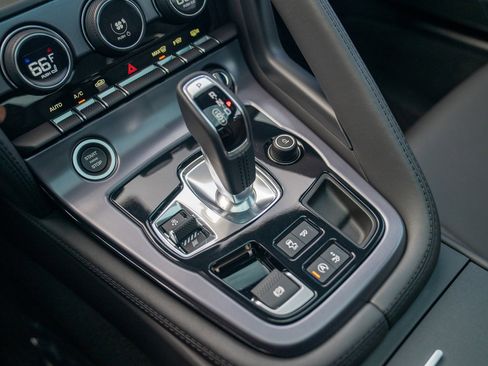 Used 2023 Jaguar F-TYPE R image 20