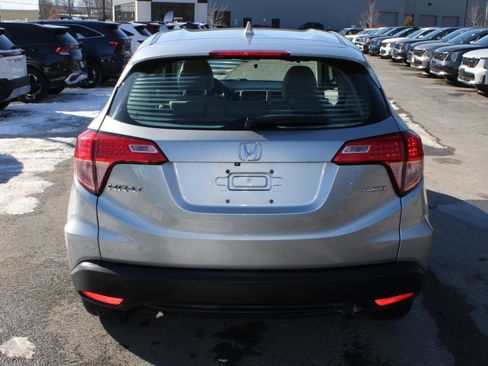 Used 2017 Honda HR-V LX image 6