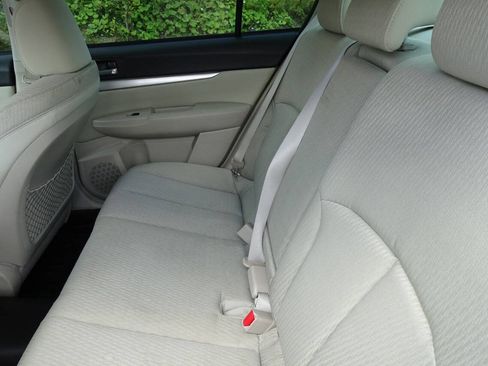 Used 2011 Subaru Legacy 2.5i Premium w/ All-Weather Pkg AWD/4WD image 16