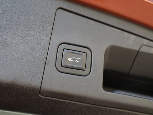 Used 2019 Cadillac XT4 Sport w/ Driver Awareness Package image 16