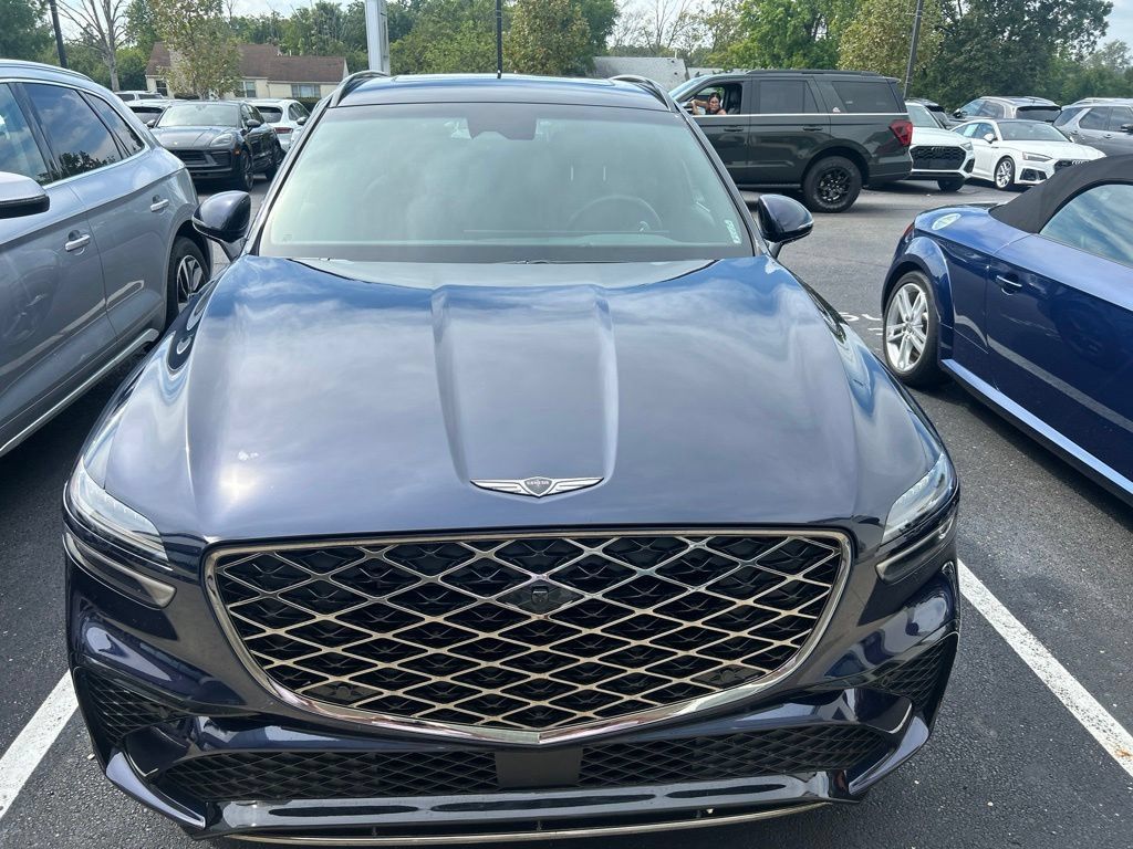 Used 2026 Genesis GV70 2.5T Sport Prestige AWD/4WD image 3