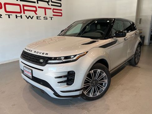 Used 2024 Land Rover Range Rover Evoque Dynamic SE AWD/4WD image 2