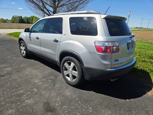 Used 2011 GMC Acadia SLT FWD image 4