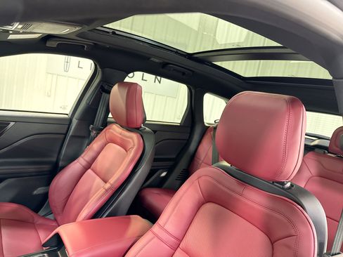 New 2026 Lincoln Corsair Reserve image 24