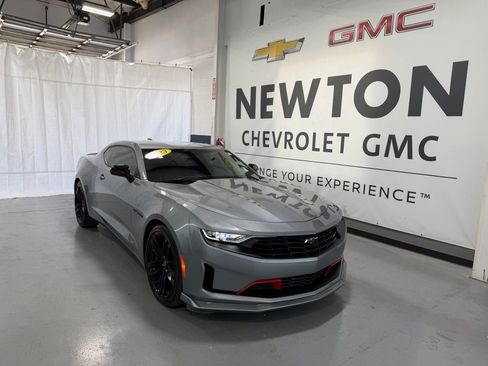 Used 2023 Chevrolet Camaro LT w/ Redline Edition RWD image 2