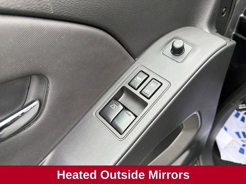 Used 2024 Nissan Frontier SV w/ SV Convenience Package image 25