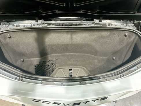 Used 2021 Chevrolet Corvette Stingray Preferred Conv w/ Z51 Performance Package RWD image 25