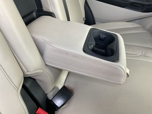 Used 2022 Ford Edge Titanium image 13