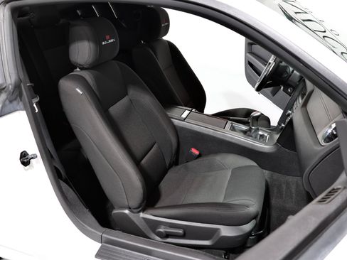 Used 2013 Ford Mustang GT RWD image 15