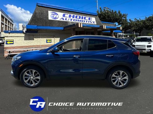 Used 2022 Buick Encore GX Select w/ Advanced Technology Package FWD image 3
