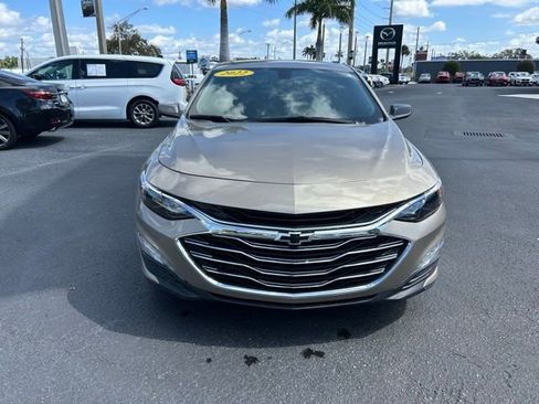 Used 2022 Chevrolet Malibu RS FWD image 2