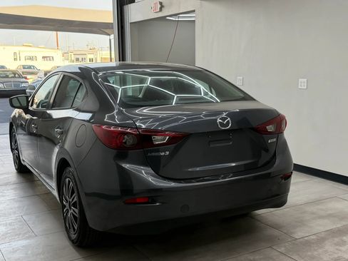 Used 2015 MAZDA MAZDA3 i Sport FWD image 5